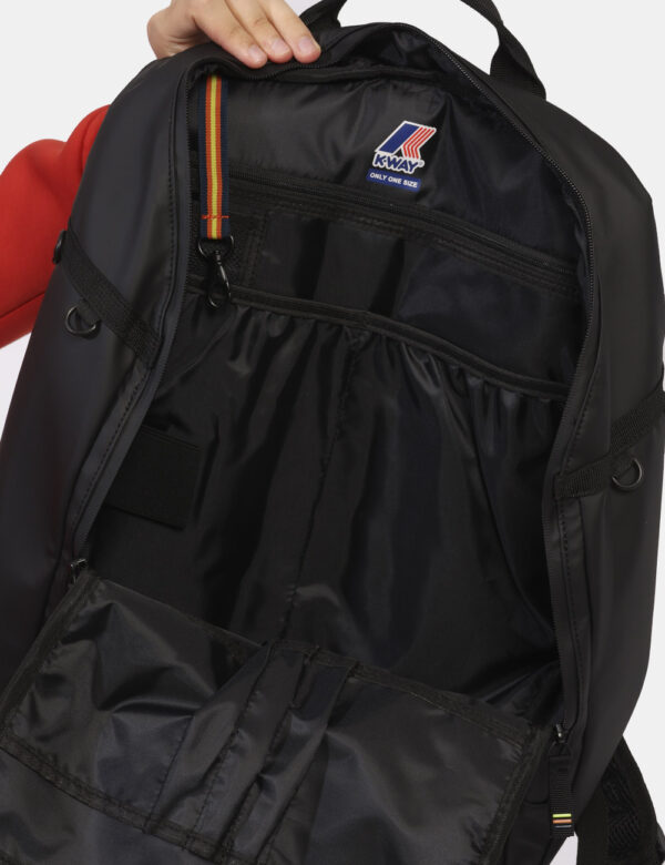 Zaino K-Way Nero - L’articolo appartiene al campionario esclusivo di stagione: pezzo unicoCod. art. K3131WW P CVVi ricordiam