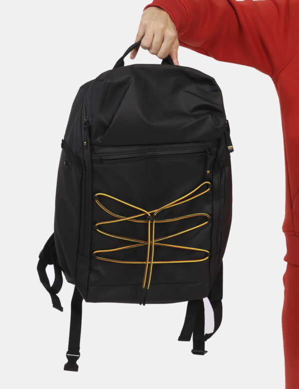 Zaino K-Way Nero - L’articolo appartiene al campionario esclusivo di stagione: pezzo unicoCod. art. K3131WW P CVVi ricordiam
