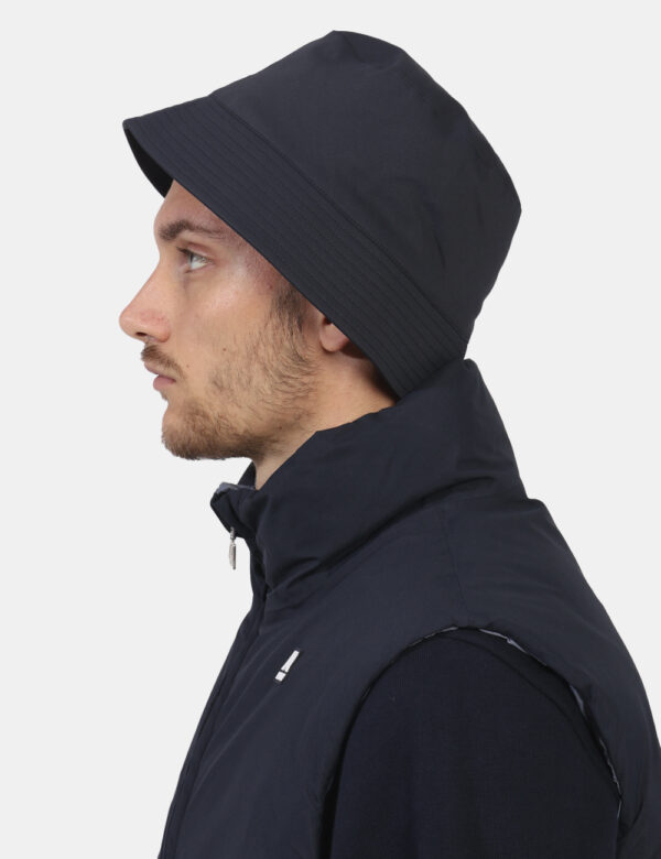 Cappello K-Way Blu - L’articolo appartiene al campionario esclusivo di stagione: pezzo unicoCod. art. K8124YW P CVVi ricordi