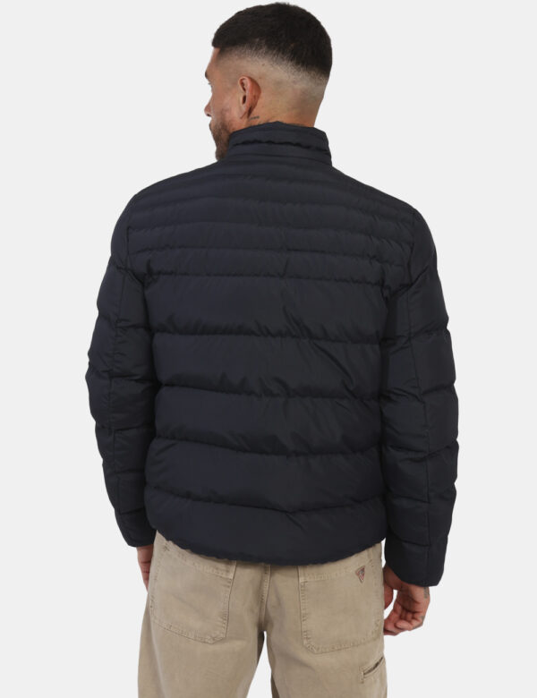 Piumino Geox Blu - L’articolo appartiene al campionario esclusivo di stagione: pezzo unicoCod. art. M4628D T3144 CVVi ricord