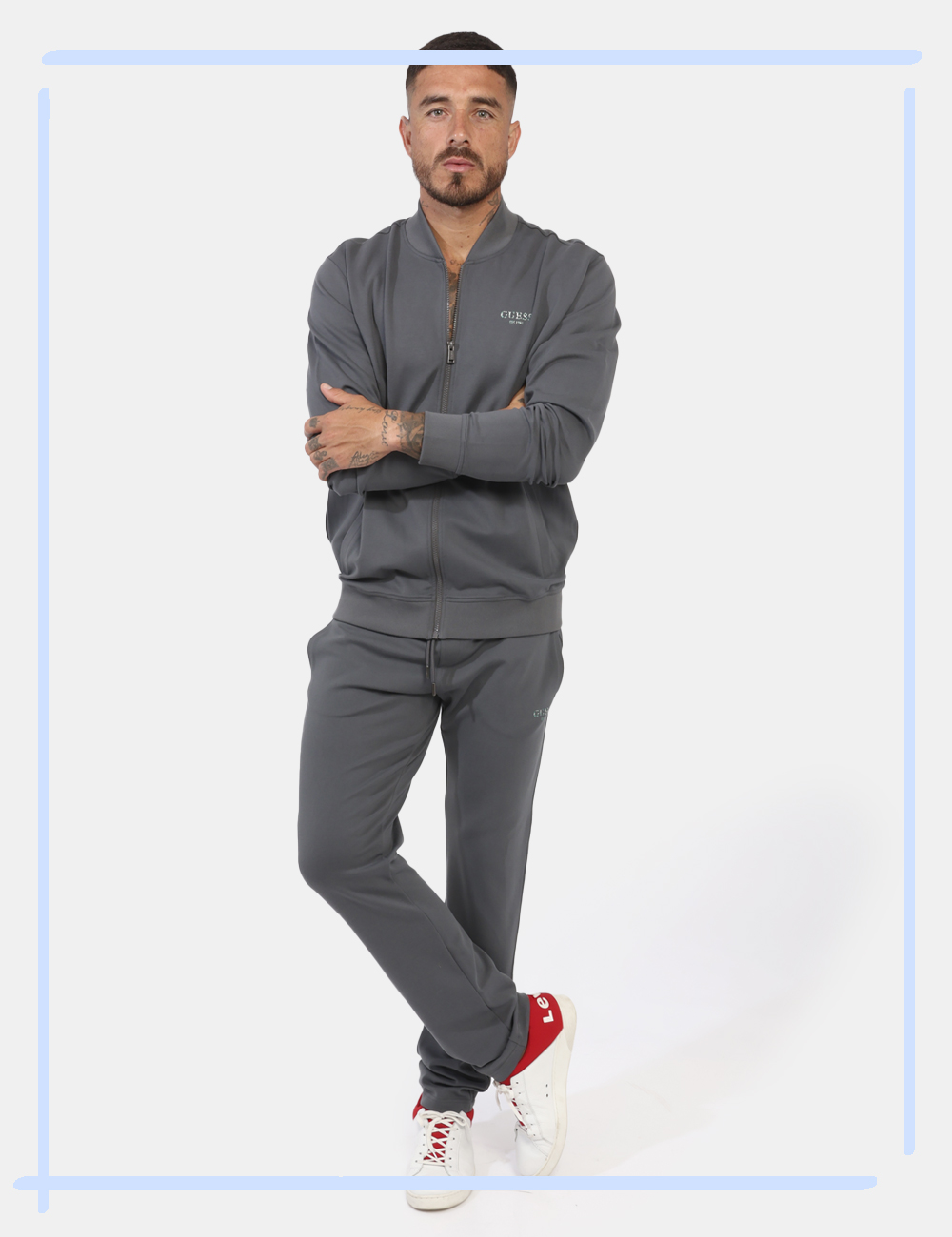 M4YB24KCBR2-GS-CV_GRIGIO_AI24_1 Pantaloni Guess Grigio - L’articolo appartiene al campionario esclusivo di stagione: pezzo unicoCod. art. M4YB24KCBR2 GS CVV
