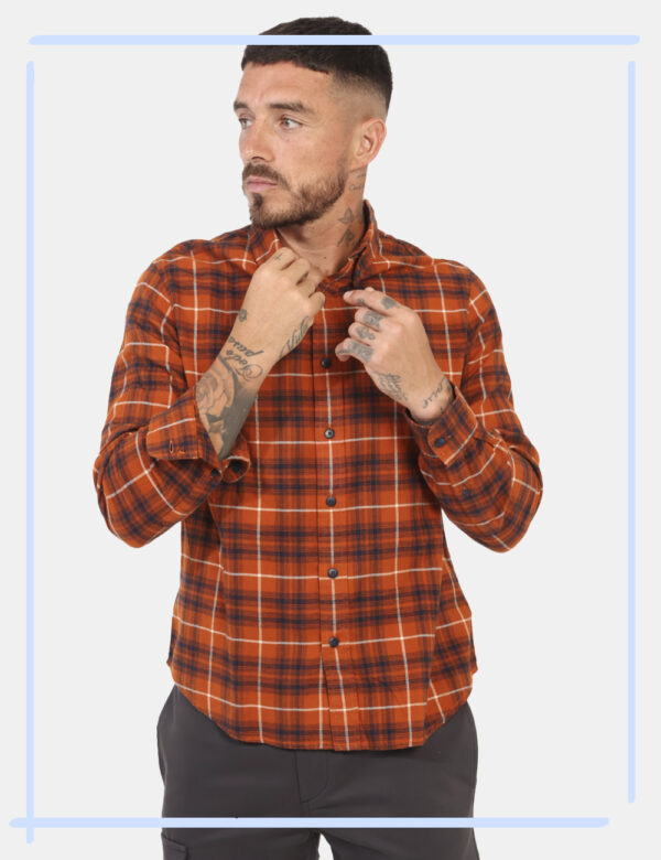 Camicia Timberland Arancione - L’articolo appartiene al campionario esclusivo di stagione: pezzo unicoCod. art. TB0A6V7E B C