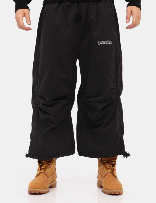Pantaloni Disclaimer Nero - L’articolo appartiene al campionario esclusivo di stagione: pezzo unicoCod. art. 24IDS54508 M CV