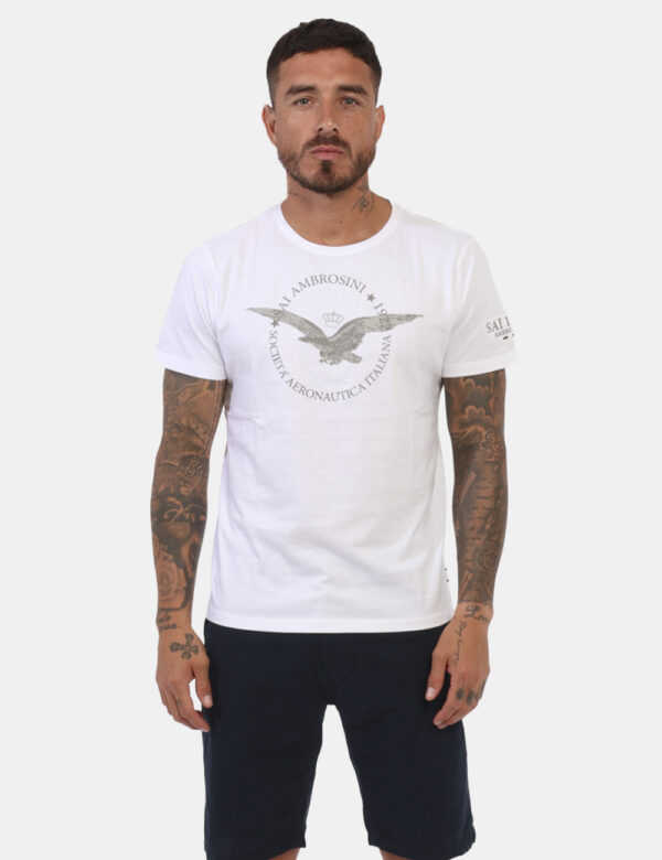 T-shirt Aeronautica Italiana Bianco - T-shirt classica in total bianco con logo brand centrale. La vestibilità è morbida e r