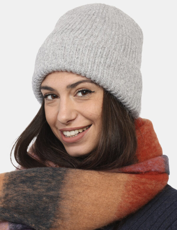 Cappello Concept83 Grigio - Cappello modello berretto con risvolto, in total grigio chiaro con filo lurex finissimo argentat