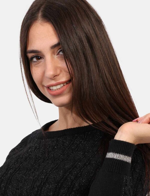 Maglione Yes Zee Nero - Maglione in maglia con motivo a trecce, impreziosito da un leggero effetto lurex che aggiunge una no