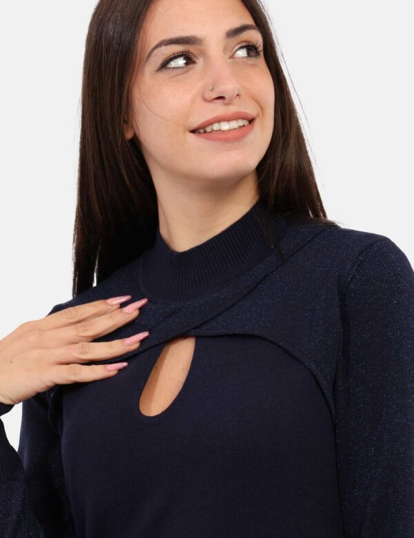 Maglione Yes Zee Blu - Maglione con mezzo collo caratterizzato da un incrocio particolare sovrapposto, che crea un effetto e
