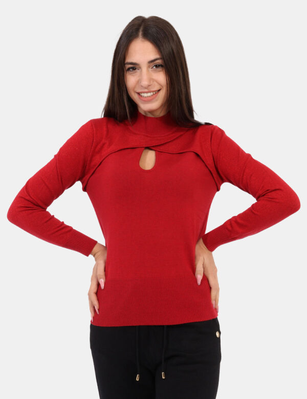 Maglione Yes Zee Rosso - Maglione con mezzo collo caratterizzato da un incrocio particolare sovrapposto, che crea un effetto