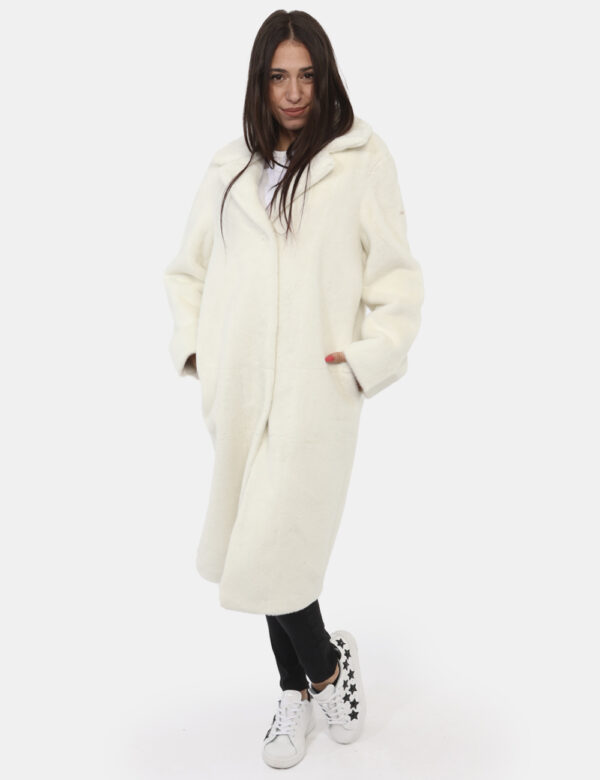 Cappotto Yes Zee Bianco - Cappotto lungo double face in total bianco con tasche a taglio trasversale. Il capo è utilizzabile