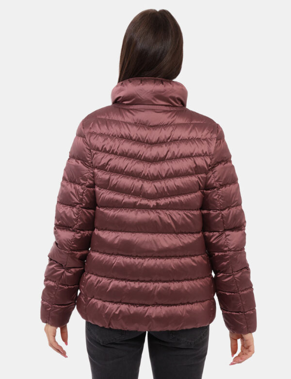 Piumino Geox Rosa - L’articolo appartiene al campionario esclusivo di stagione: pezzo unicoCod. art. W4625E T3154 CVVi ricor