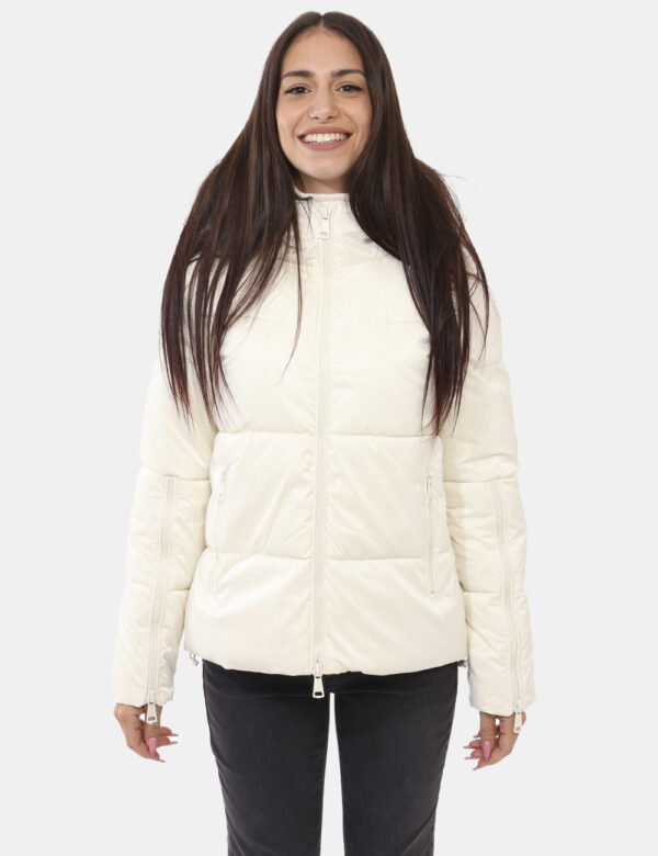 Piumino Geox Bianco - L’articolo appartiene al campionario esclusivo di stagione: pezzo unicoCod. art. W4626C T3152 CVVi ric