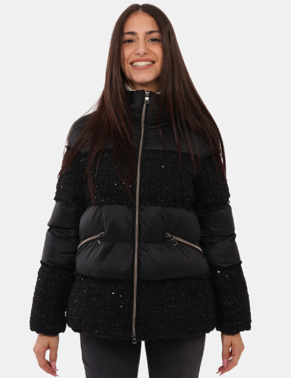 Piumino Geox Nero - L’articolo appartiene al campionario esclusivo di stagione: pezzo unicoCod. art. W4628K TC194 CVVi ricor