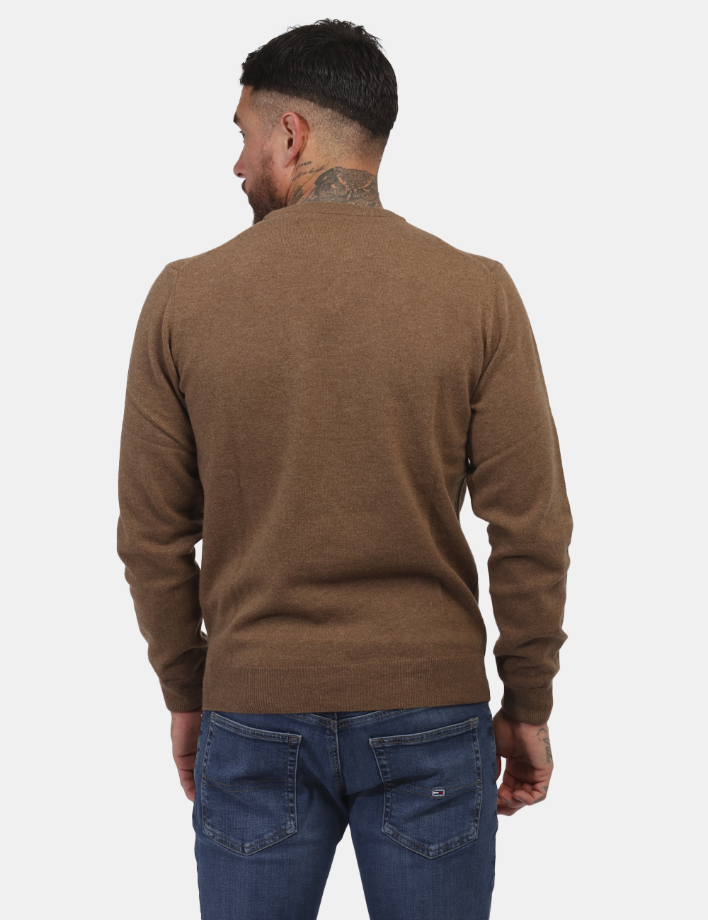 87211-SV_WARM-KHAKI_AI24_2 Maglione Gant Marrone - Maglione con girocollo classico in total marrone cachi con piccolo logo ad altezza cuore. La vestibi