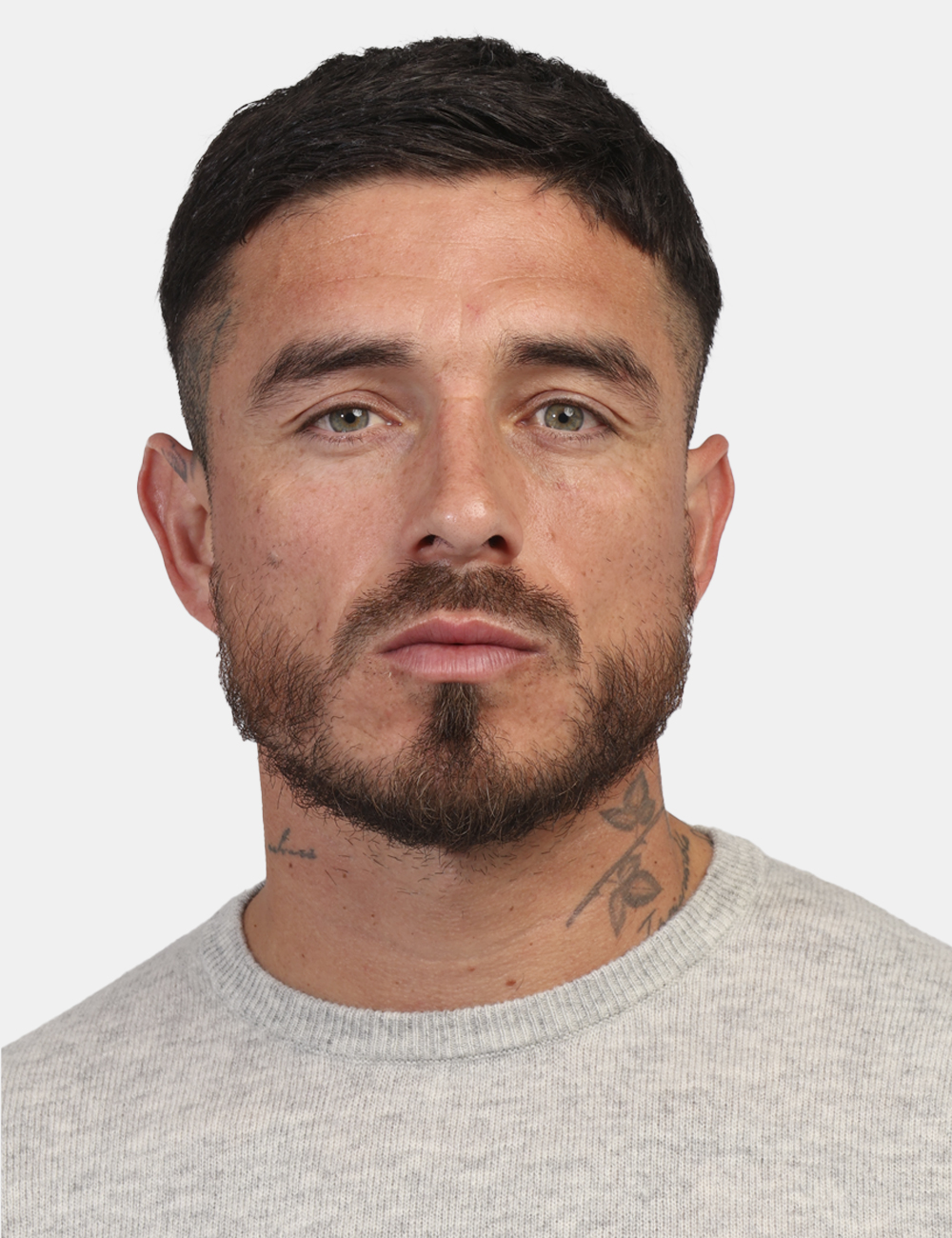 W5A01-OV_213_AI24_4 Maglione Maison Du Cachemire Grigio - Maglione con girocollo classico in cachemire ed in total grigio chiaro. La vestibilità