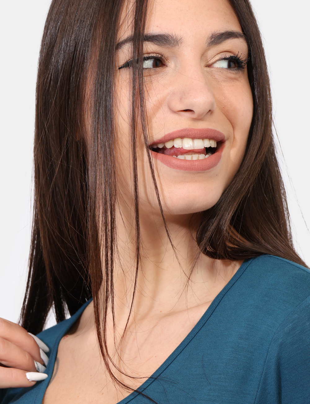 PK781010-OV_OTTANIO_AI24_3 Maglia Rue De Clerie Azzurro - Maglia classica a maniche lunghe in total azzurro ottanio. La vestibilità è morbida e regola