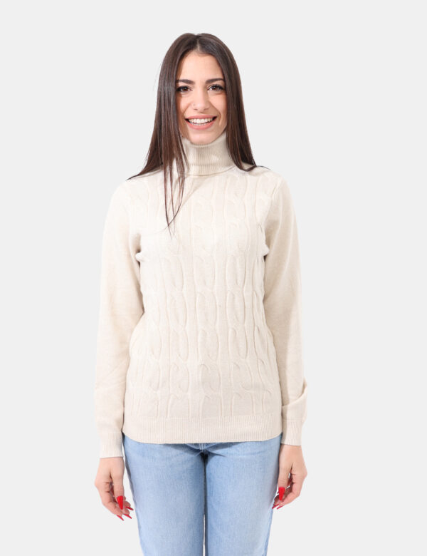 Maglione dolcevita Sandro Ferrone Beige - Maglione a collo alto, su trama intrecciata ed in total beige arricchito da filo l