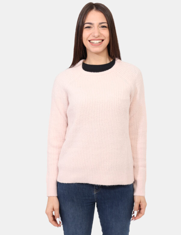 Maglione Rue De Clerie Rosa - Maglione con girocollo ampio, in total rosa cipria, lavorato a maglia. La vestibilità è morbid