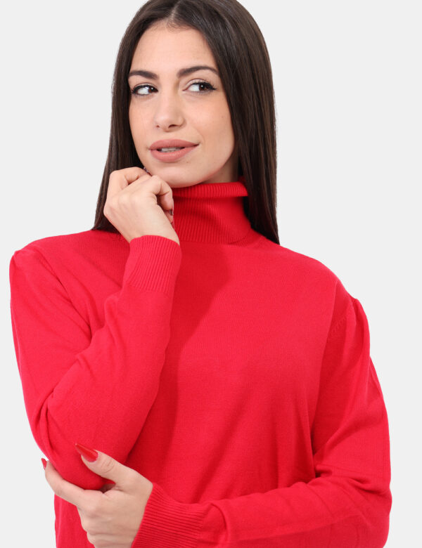 Maglione dolcevita Maison Du Cachemire Rosso - Maglione in misto lana in total rosso con collo alto. La vestibilità è morbid