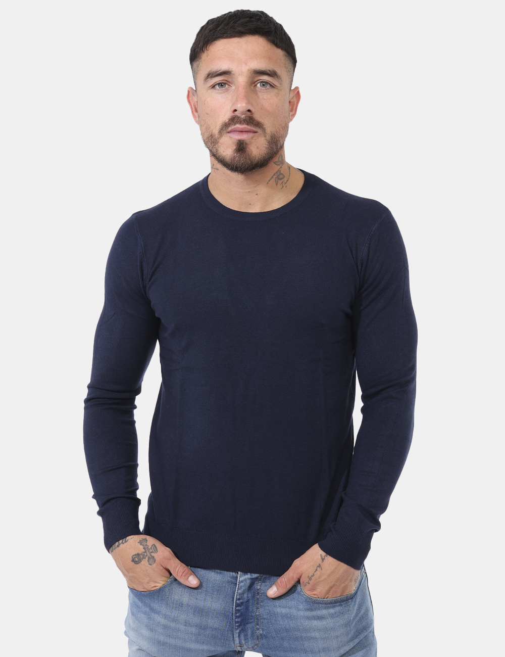 W5C801-SV_BLU_AI24_1 Maglione Maison Du Cachemire Blu - Maglione in misto cachemire con girocollo classico ed in total blu navy. La vestibilità è