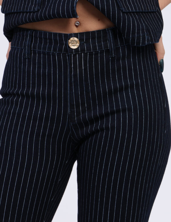 Pantaloni Denny Rose Blu taglia 42 - L’articolo appartiene al campionario esclusivo di stagione: pezzo unico.Cod. art. C511D