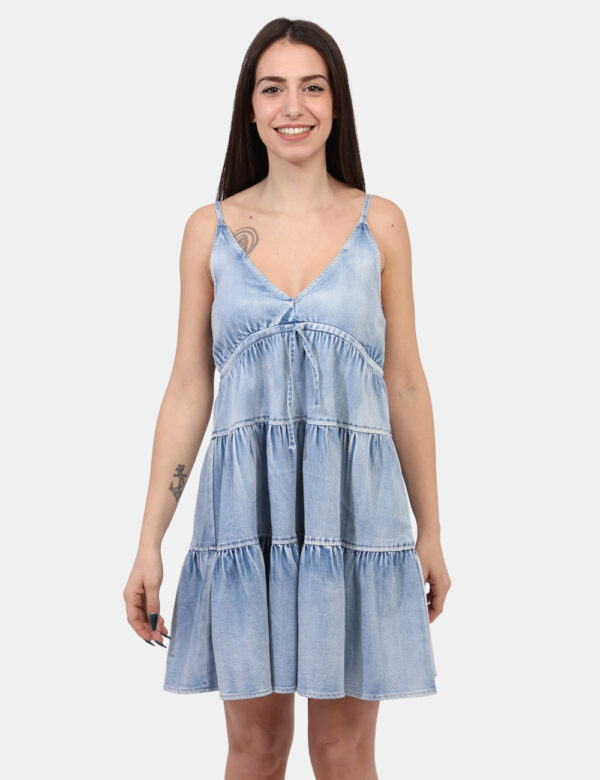 Vestito Denny Rose Jeans taglia S - L’articolo appartiene al campionario esclusivo di stagione: pezzo unico.Cod. art. C511ND