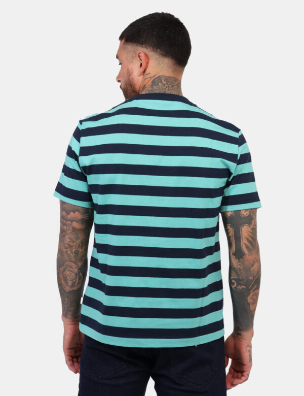 T-shirt Guess Blu taglia L - L’articolo appartiene al campionario esclusivo di stagione: pezzo unico.Cod. art. M4YI84K9XF1 G