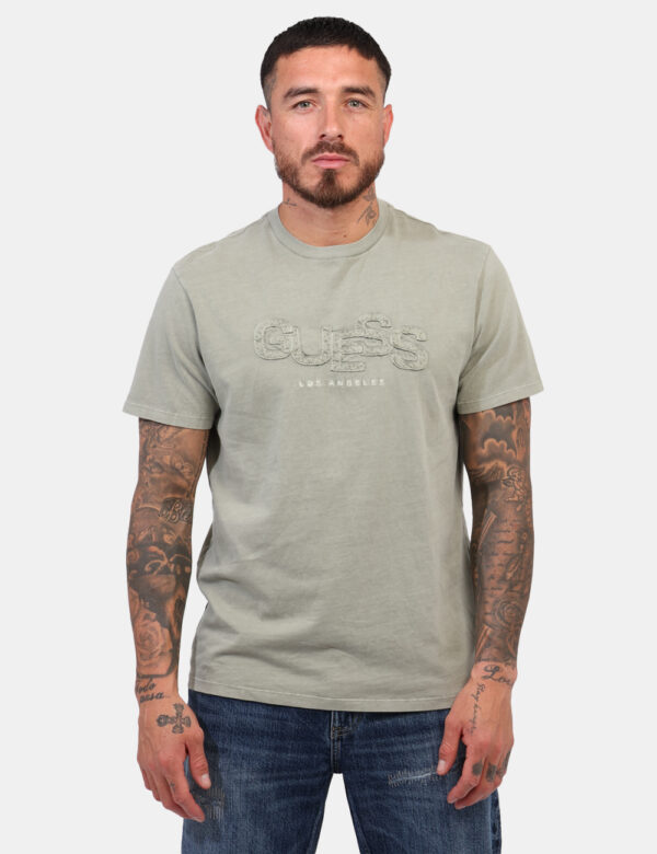 T-shirt Guess Grigio taglia L - L’articolo appartiene al campionario esclusivo di stagione: pezzo unico.Cod. art. M5GI34KBZV