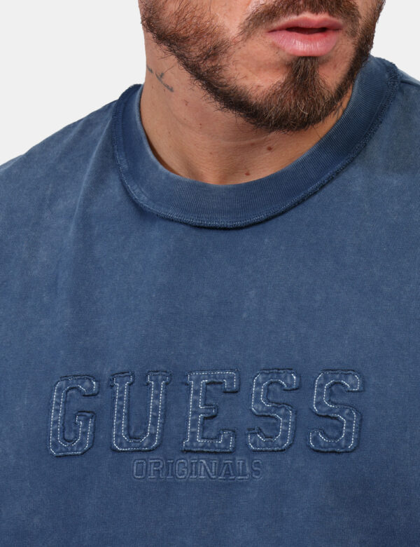 T-shirt Guess Blu taglia L - L’articolo appartiene al campionario esclusivo di stagione: pezzo unico.Cod. art. M5GI63K8FQ4 G