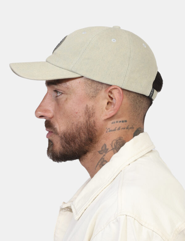 Cappello Guess Jeans taglia U - L’articolo appartiene al campionario esclusivo di stagione: pezzo unico.Cod. art. M5RZ10D5LV