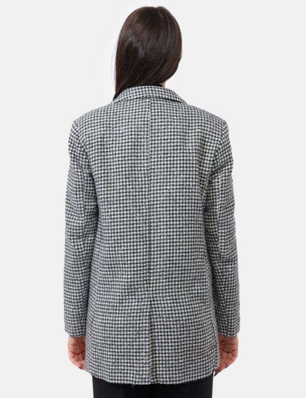 Blazer Sandro Ferrone Grigio - Cod. artS18YBEALBERO 2SVVi ricordiamo che tutti i nostri articoli sono originali.