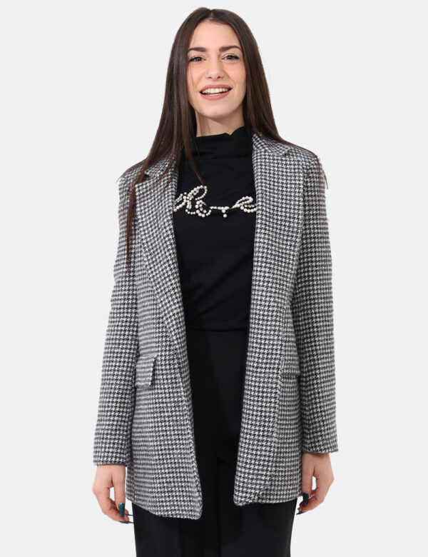 Blazer Sandro Ferrone Grigio - Cod. artS18YBEALBERO 2SVVi ricordiamo che tutti i nostri articoli sono originali.