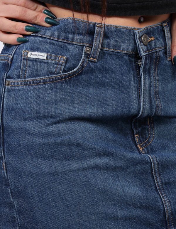 Gonna Guess Jeans taglia 27 - L’articolo appartiene al campionario esclusivo di stagione: pezzo unico.Cod. art. W5GD0SD5O12