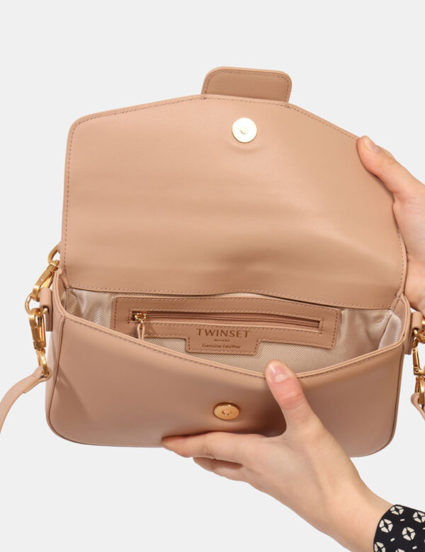 Borsa Twin Set Beige - L’articolo appartiene al campionario esclusivo di stagione: pezzo unico.Cod. art. 251TB7090 CZVi rico