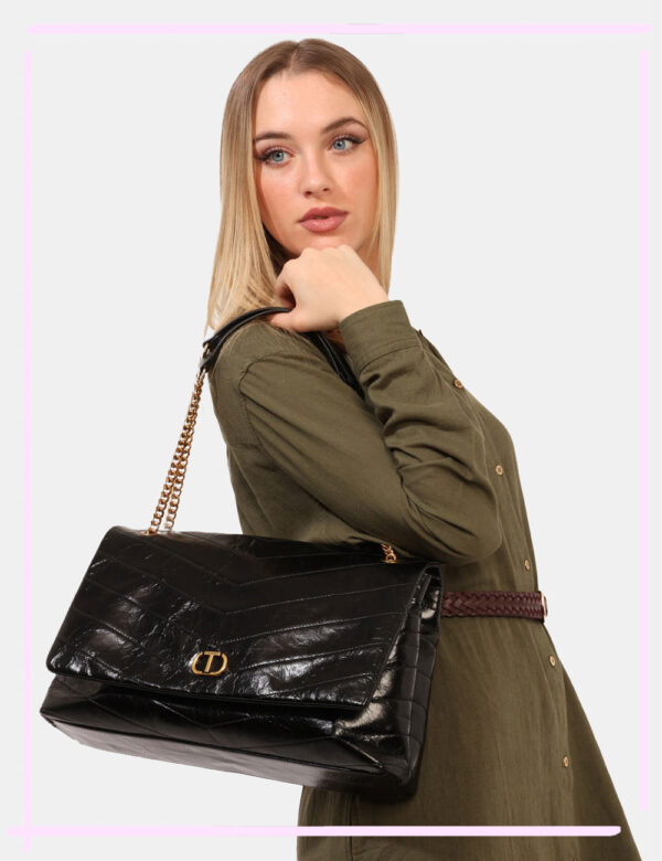 Borsa Twin Set Nero - L’articolo appartiene al campionario esclusivo di stagione: pezzo unico.Cod. art. 251TB7450 CZVi ricor