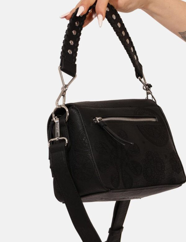 Borsa Desigual Nero - 0Cod. art. 25SAXP53 ozVi ricordiamo che tutti i nostri articoli sono originali.