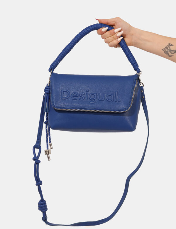 Borsa Desigual Blu - 0Cod. art. 25SAXPBB ozVi ricordiamo che tutti i nostri articoli sono originali.