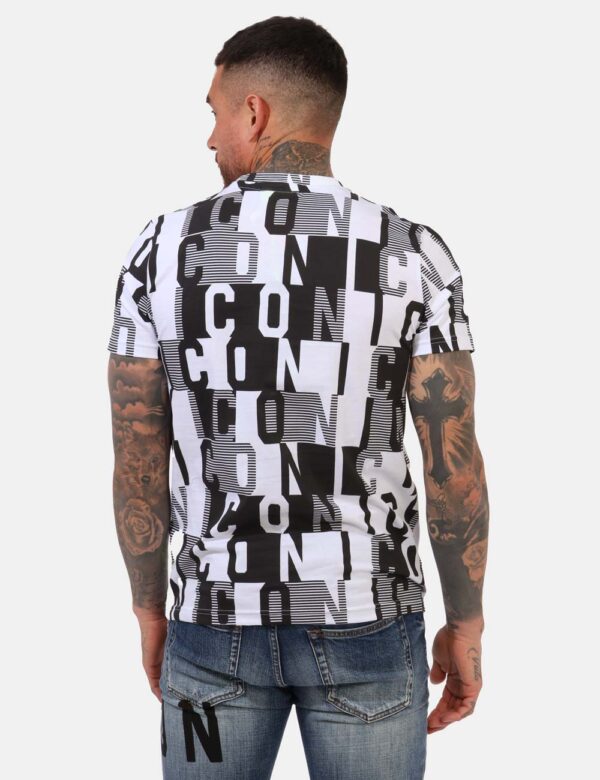 T-shirt Icon Bianco taglia M - L’articolo appartiene al campionario esclusivo di stagione: pezzo unico.Cod. art. IUT038 MO C