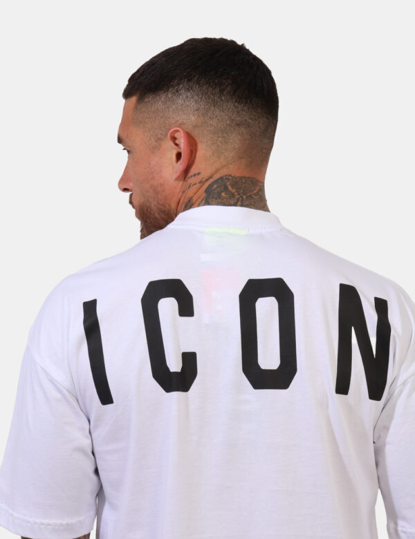 T-shirt Icon Bianco taglia M - L’articolo appartiene al campionario esclusivo di stagione: pezzo unico.Cod. art. IUT049 MO C