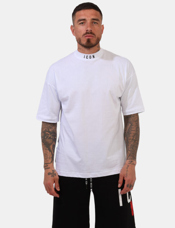 T-shirt Icon Bianco taglia M - L’articolo appartiene al campionario esclusivo di stagione: pezzo unico.Cod. art. IUT049 MO C