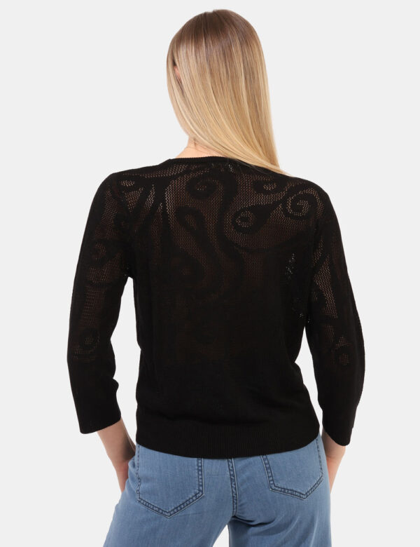 Maglia Yes Zee Nero - Maglia a maniche lunghe in total nero, su tessuto traforato e con girocollo classico. La vestibilità è