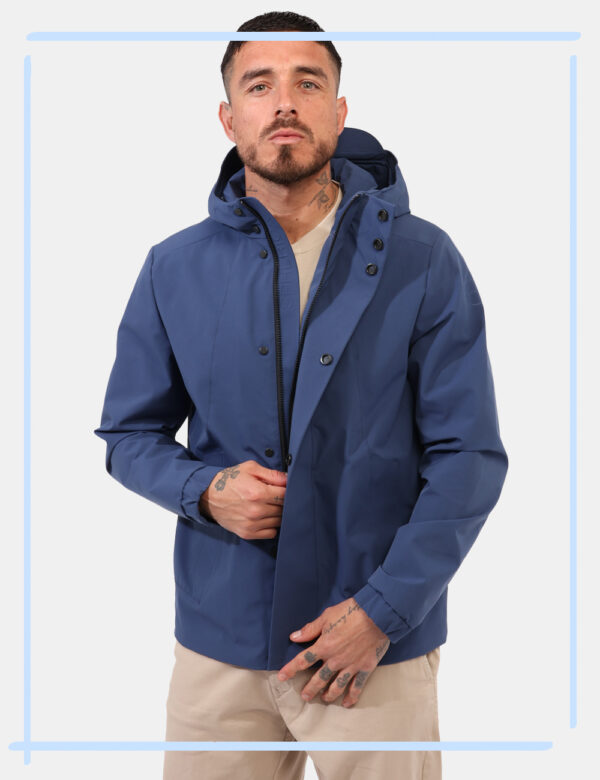 Giacca Geox BLu taglia 50 - L’articolo appartiene al campionario esclusivo di stagione: pezzo unico.Cod. art. M5522NT3046 G