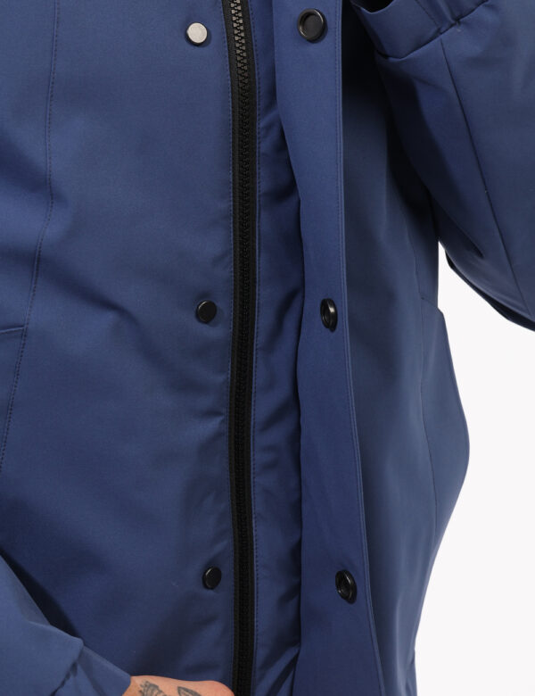 Giacca Geox BLu taglia 50 - L’articolo appartiene al campionario esclusivo di stagione: pezzo unico.Cod. art. M5522NT3046 G