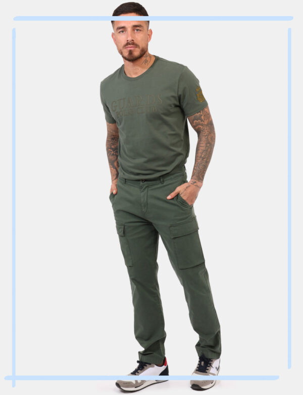 Pantaloni La Martina Verde taglia 33 - L’articolo appartiene al campionario esclusivo di stagione: pezzo unico.Cod. art. MAT