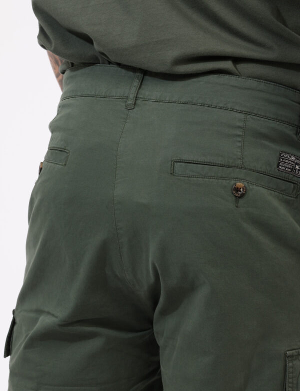 Pantaloni La Martina Verde taglia 33 - L’articolo appartiene al campionario esclusivo di stagione: pezzo unico.Cod. art. MAT