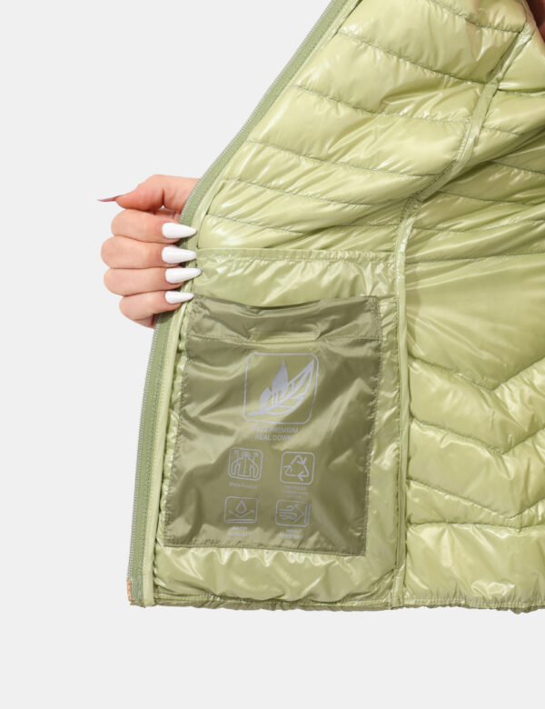 Piumino leggero Geox Verde taglia 42 - L’articolo appartiene al campionario esclusivo di stagione: pezzo unico.Cod. art. W55