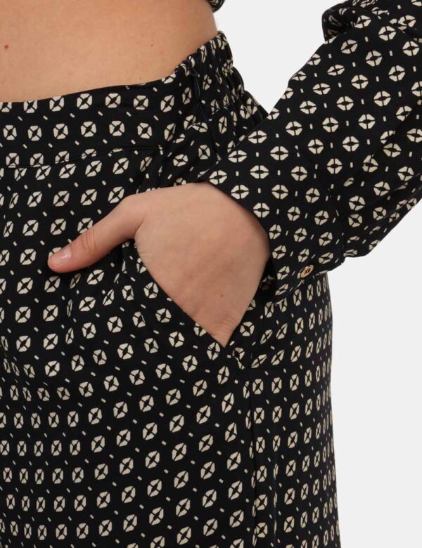 Pantaloni La Martina Nero taglia S - L’articolo appartiene al campionario esclusivo di stagione: pezzo unico.Cod. art. WAT00