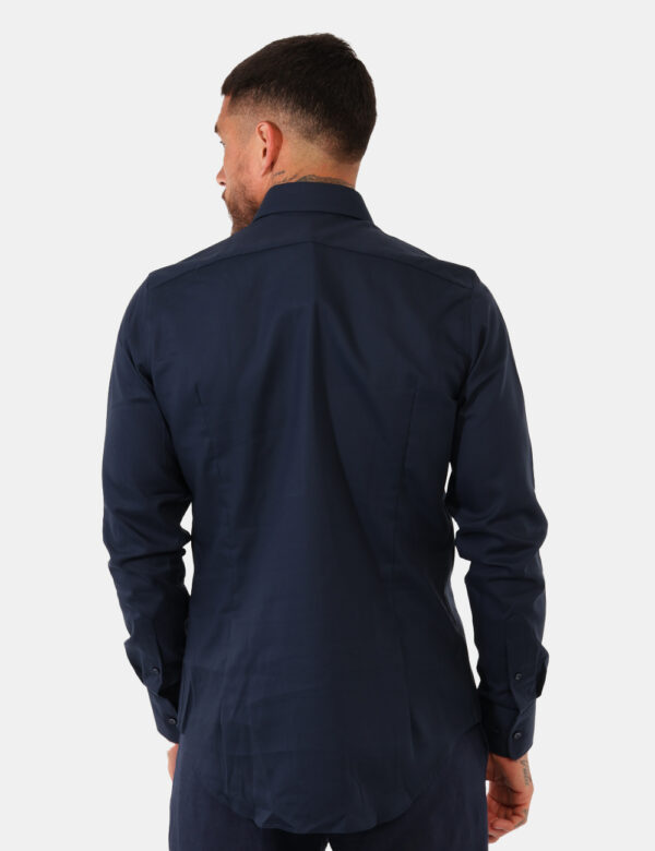 Camicia Zero Iron Plus Blu - Camicia casual, innovativa, no stiro e antimacchia, in total blu e con taglio slim oltre che te
