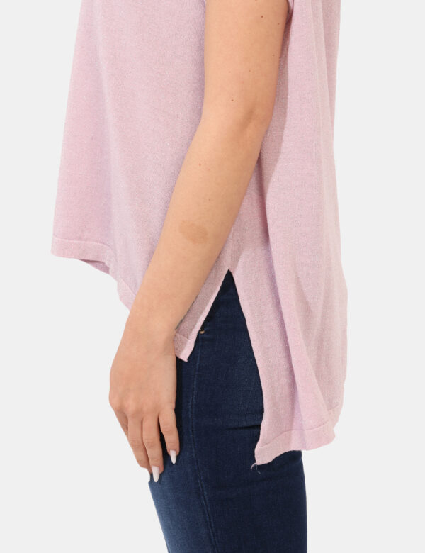 Maglia Sandro Ferrone Rosa - Maglia a maniche corte, in total rosa con filo lurex argentato. La vestibilità è morbida e rego