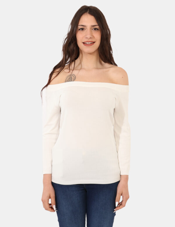 Maglia Sandro Ferrone Bianco - Maglione con scollo a barchetta in total bianco. La vestibilità è morbida e regolare. La magl