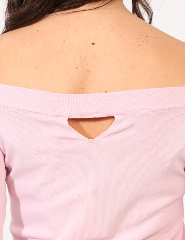 Maglia Sandro Ferrone Rosa - Maglione con scollo a barchetta in total rosa. La vestibilità è morbida e regolare. La maglia è